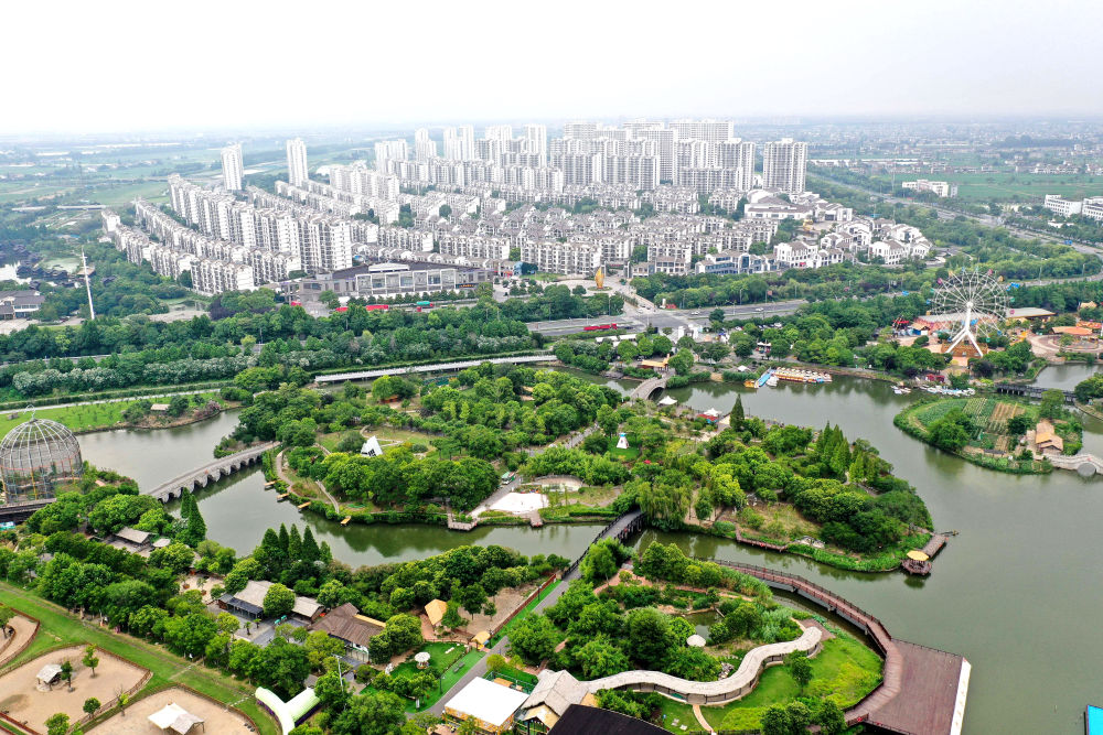 江苏省张家港市永联村景色（2022年7月15日摄）。新华社记者 季春鹏 摄