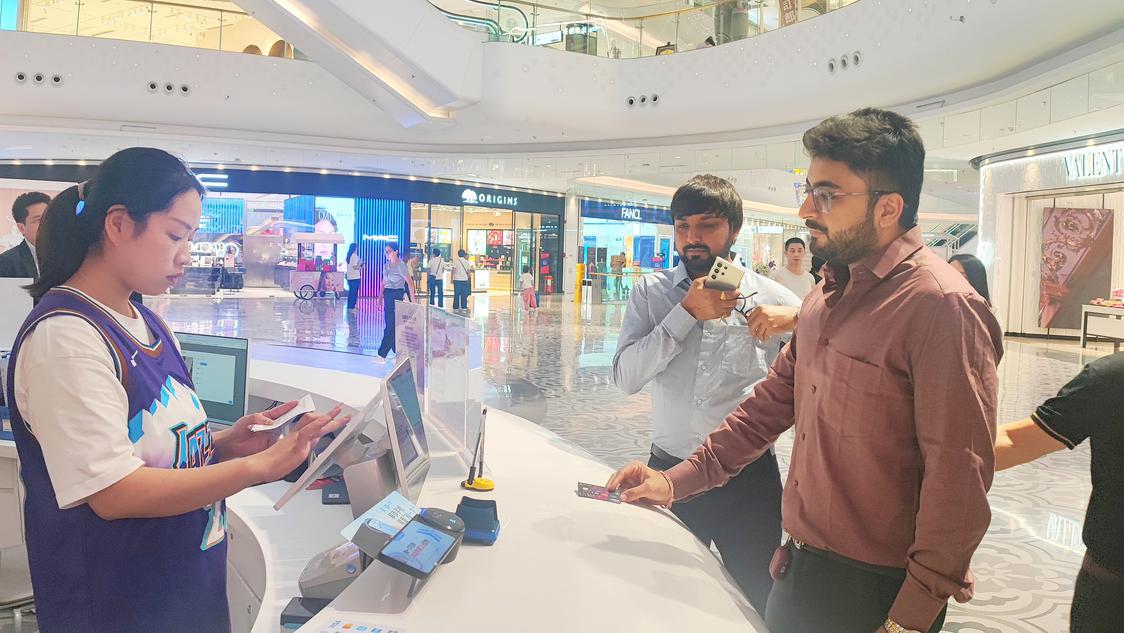 Foshan's Chancheng first "instant tax refund" service launched