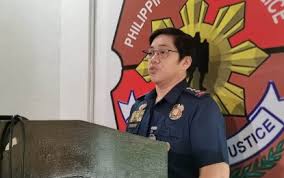 菲律宾警察总署发言人、警察上校让·法哈多
