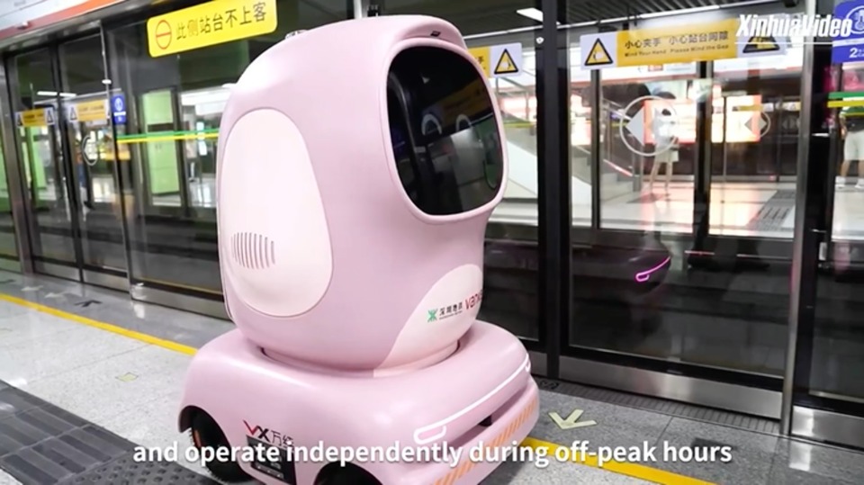Autonomous delivery robots ride Shenzhen subway