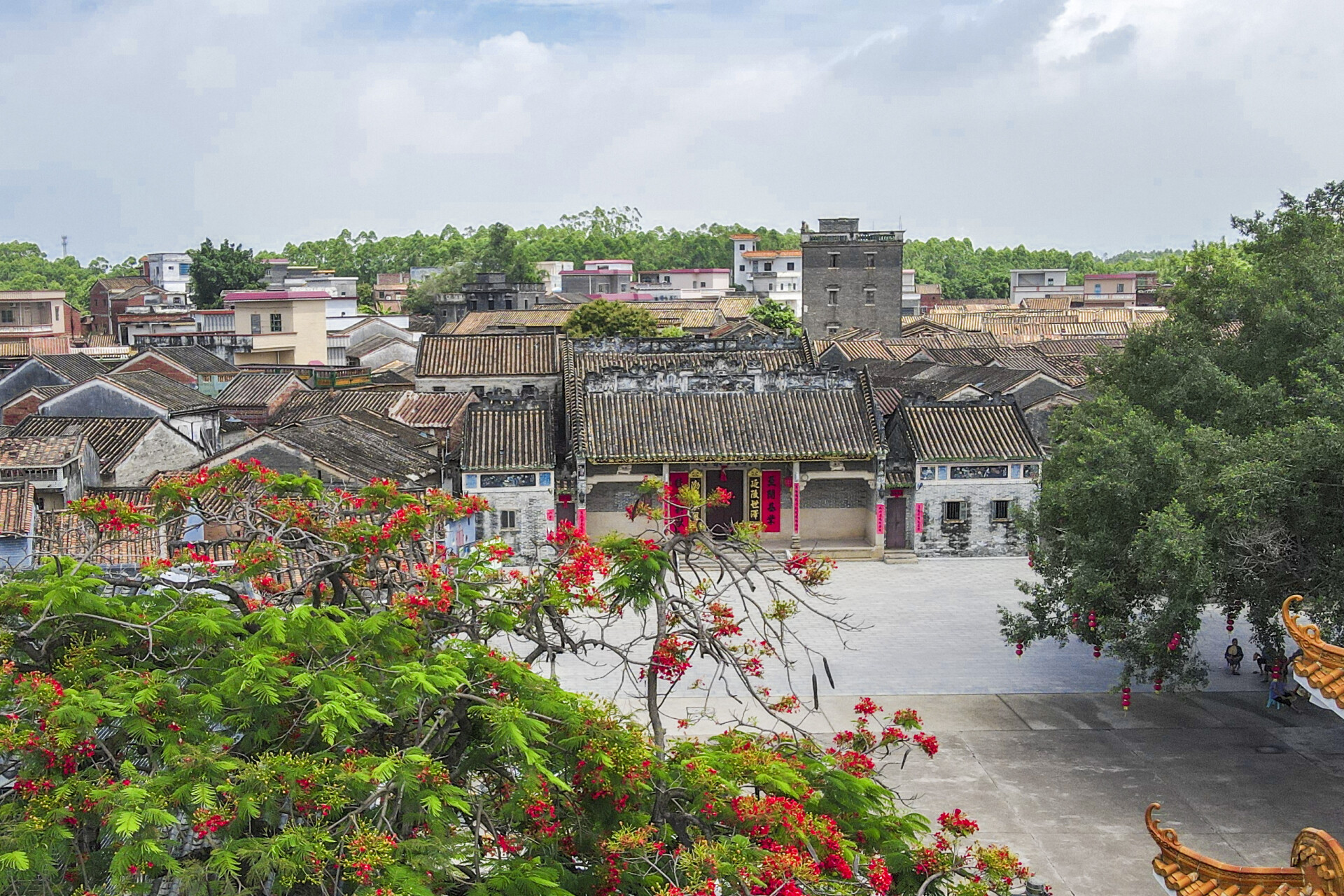 Chishuitang community.Photo provided by Huilong Town. 南方拍客 Liang liang,Wu Yongqiang 供图