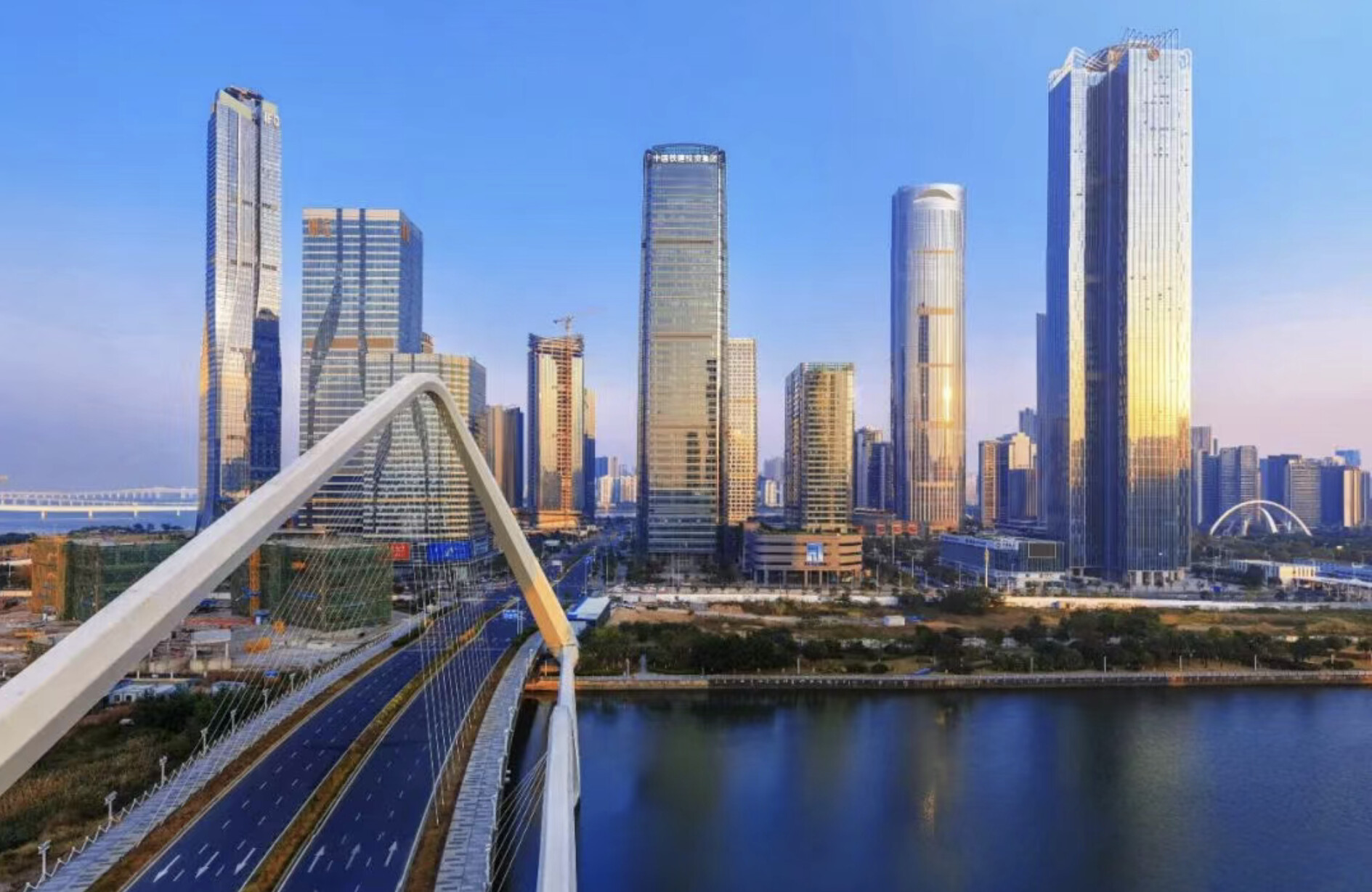 Pela primeira vez, empresa de Hengqin desfruta da política de isenção do imposto de selo no comércio offshore