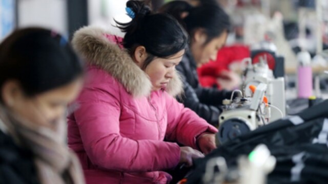 政府工作报告：支持劳动密集型产业吸纳和稳定就业