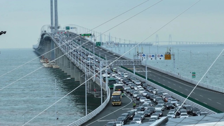 强对流天气来袭！港珠澳大桥珠海公路口岸发布通关提示
