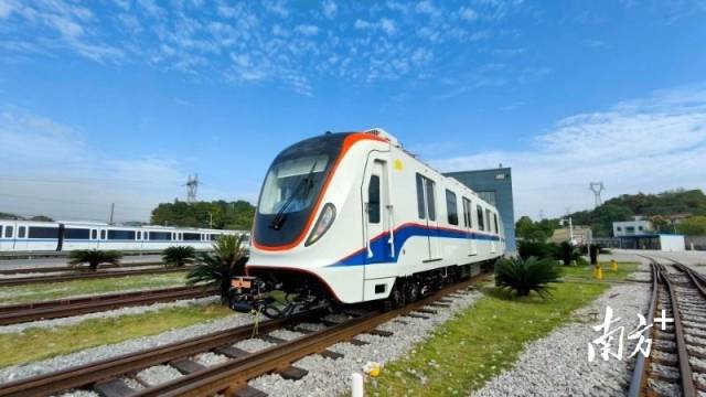 去年10月底，“中国造”轨道交通装备产品首次出口墨西哥。