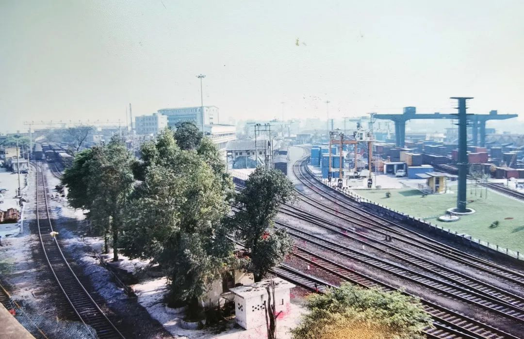 80年代的广州南站，资料图