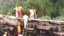 印度列车相撞事故已致288人死亡900人受伤 总理莫迪将前往事故现场