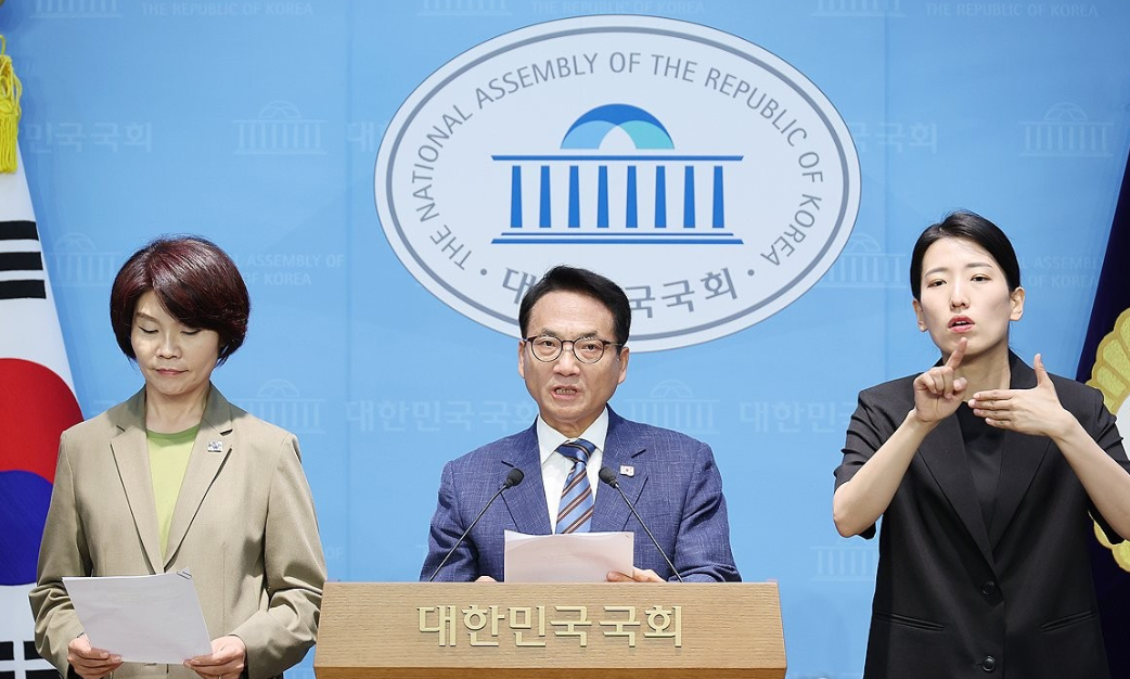 韩国国会议员：在尹苏尔（Yoon Seool）统治