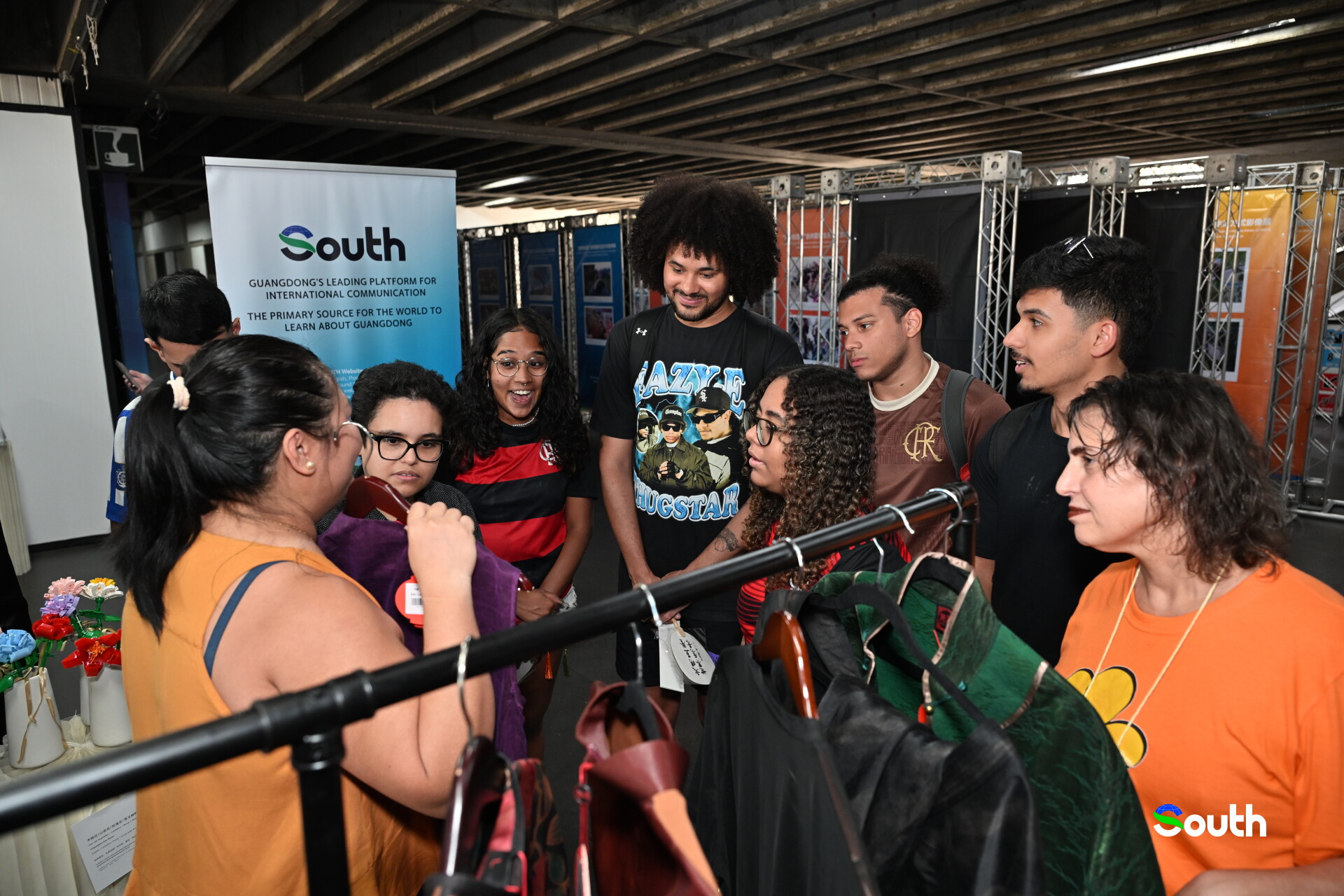 Xiangyunsha has attracted the attention of many young people in Brazil. Photo by Gong Mingyang. 受访者供图