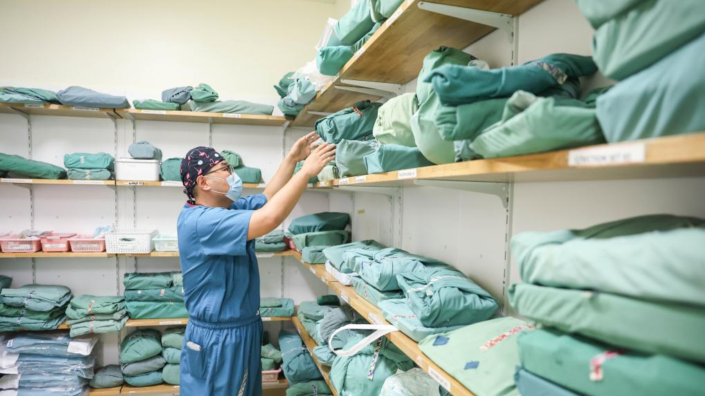 Chinese doctors at front-line service in Vanuatu