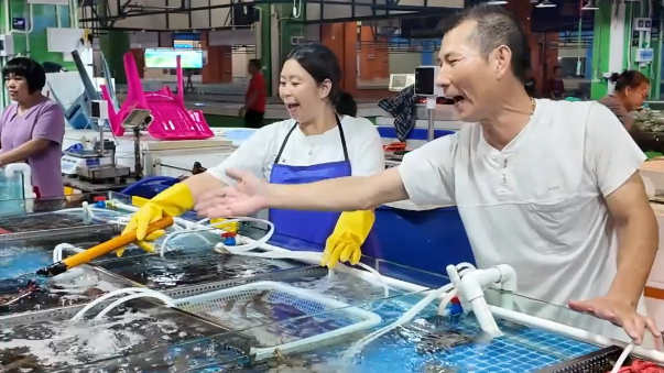 开渔季台山海鲜扎堆“上新”，周末游客数量显著上升