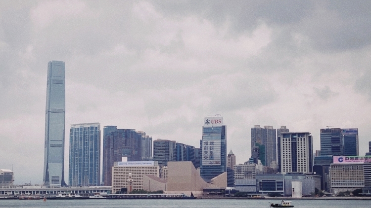 港澳一周 | 首批香港“高才通”逾半续签，月薪中位数约4万港元