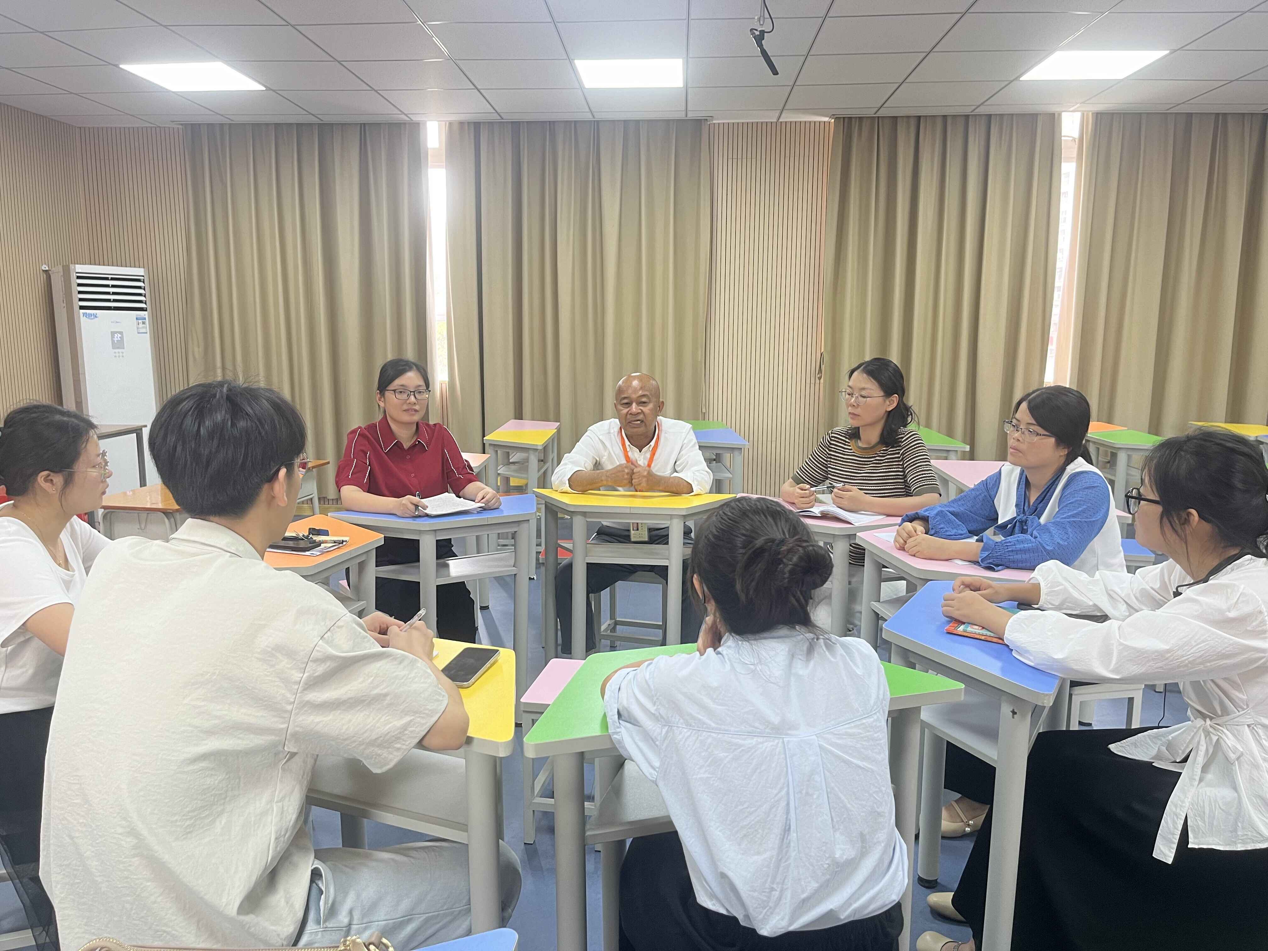 郁南县实验中学开展实习教师汇报课展示活动