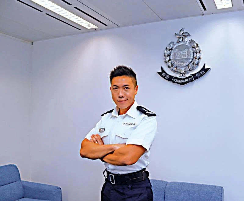 香港警务处高级督察黄家伦