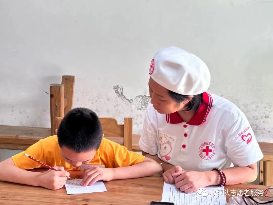 最美志愿者 | 简步青：用实际行动诠释志愿者的责任与担当