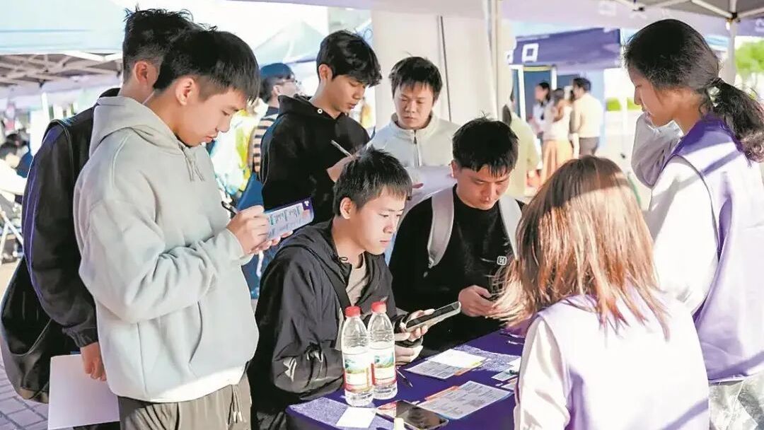 媒体关注｜N城联动绘就揽才盛景，南粤筑巢引百万英才逐梦