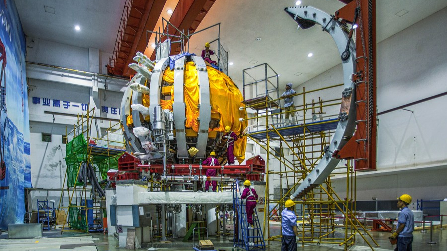 China-made modules depart for "artificial sun" in France