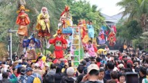 湛江起舞,万人狂欢!看年例民俗文化如何“湛”放异彩 湛江起舞,万人狂欢!看年例民俗文化如何“湛”放异彩