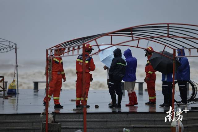 南方+ 吴明 拍摄