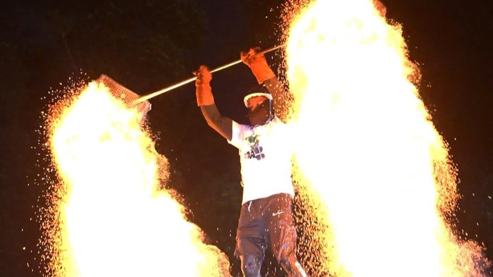 Millennium-old legacy! The 1600°C "Chinese fireworks" stun the audience