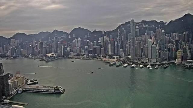 香港天文台发出“8号风球” 将持续评估情况随时改挂更高风球