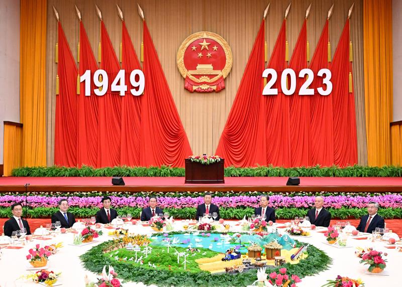 2023年9月28日，庆祝中华人民共和国成立74周年招待会在北京人民大会堂举行。