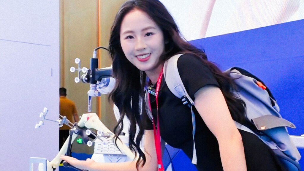 China reshaping your tomorrow with robots at Canton Fair