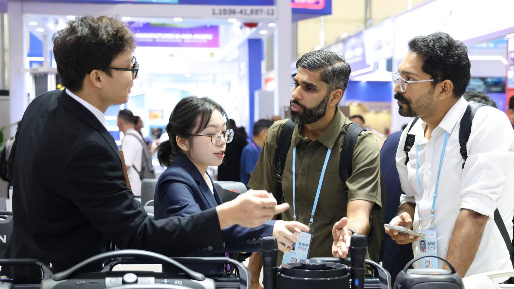Les innovations et les technologies intelligentes mises à l'honneur à la 138e Foire de Canton
