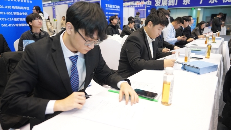 广东新一批事业编制岗位投放，涉及穗肇中清 | 在+求职
