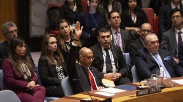 U.S. votes against Palestinian request for full UN membership at Security Council