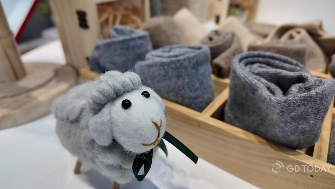 Products promotion event held at CEE Permanent Pavilion in Ningbo