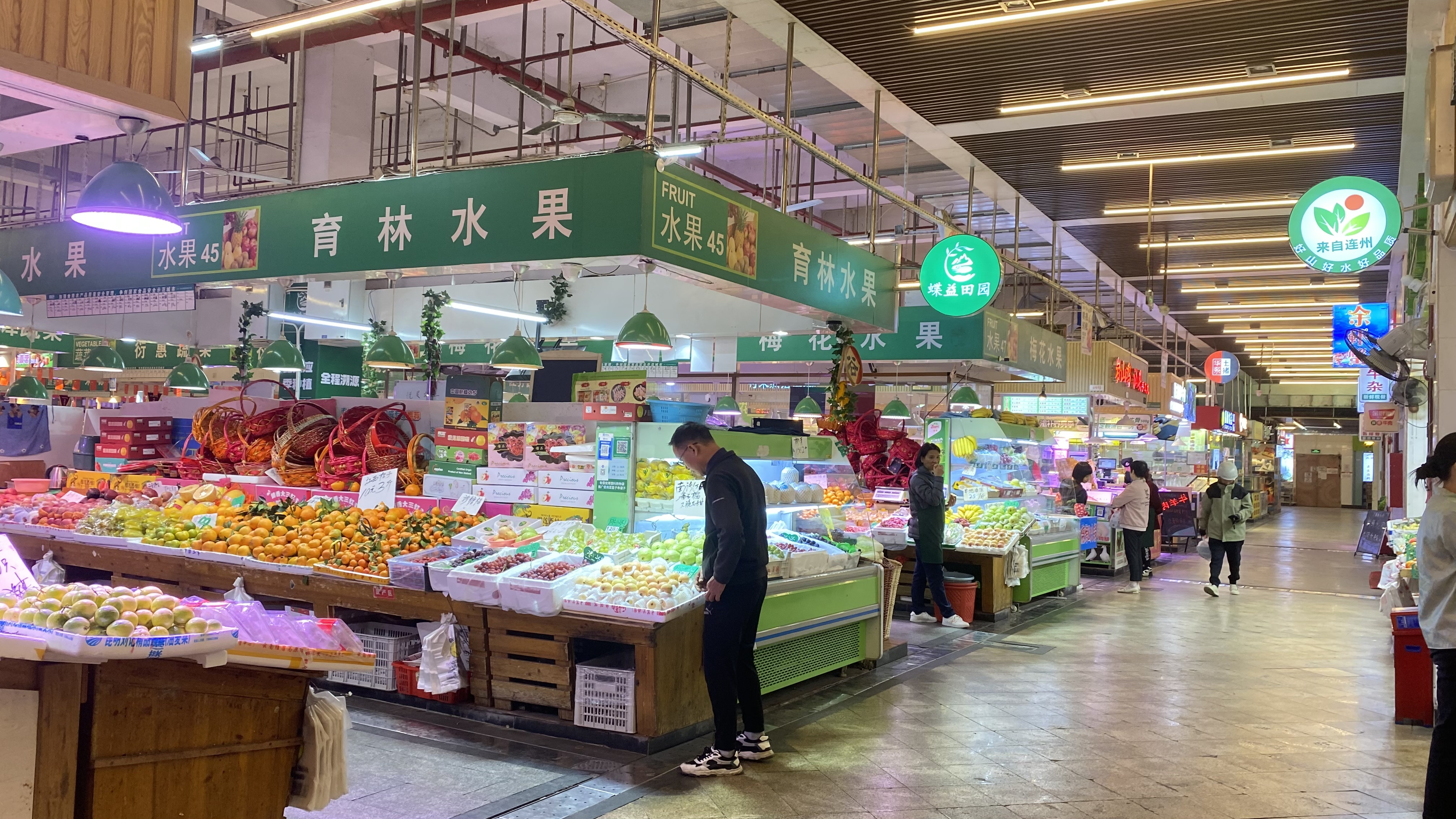 “五星”农贸市场内部环境(通讯员供图)