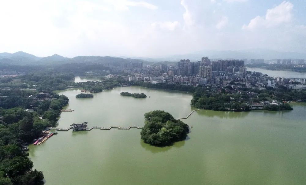 这是6月6日拍摄的惠州西湖一角(无人机照片)。新华社记者 卢汉欣 摄