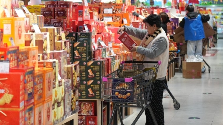 今年我国社会消费品零售总额有望突破50万亿元