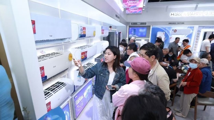 截至上半年销售额超2.9万亿元 约4亿人次享受以旧换新补贴