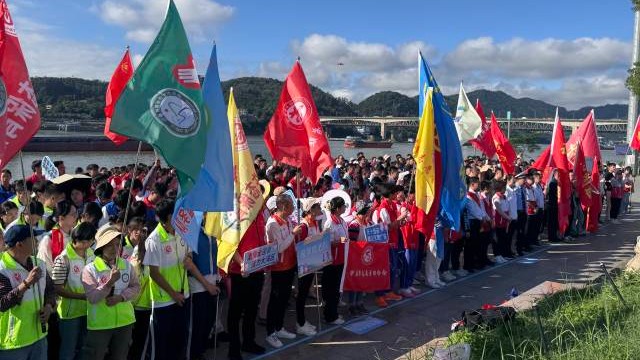 “绿色捡跑”涌动西江畔，肇庆以文明实践迎接十五运会