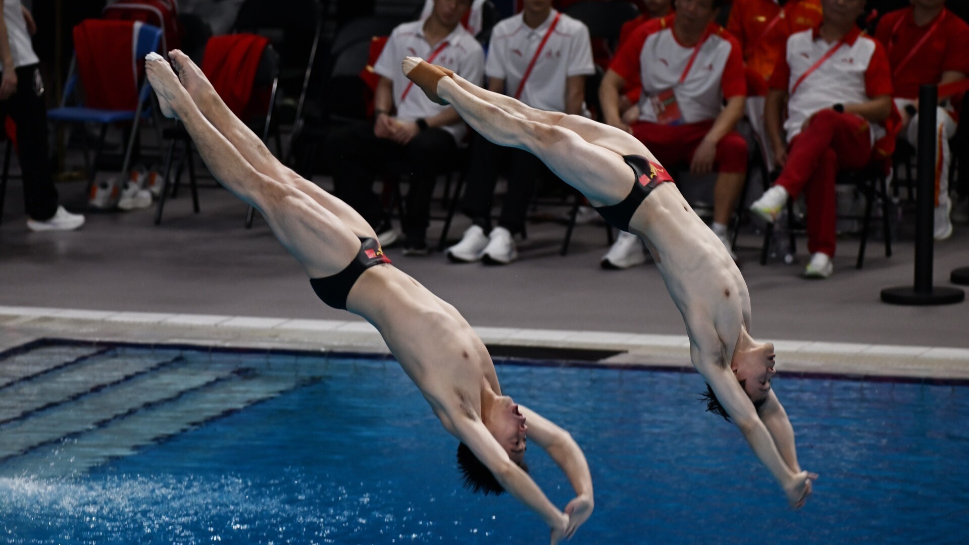 ​Guangdong wins gold medal on Men's Synchronised 3-meter Springboard of China's 15th National Games