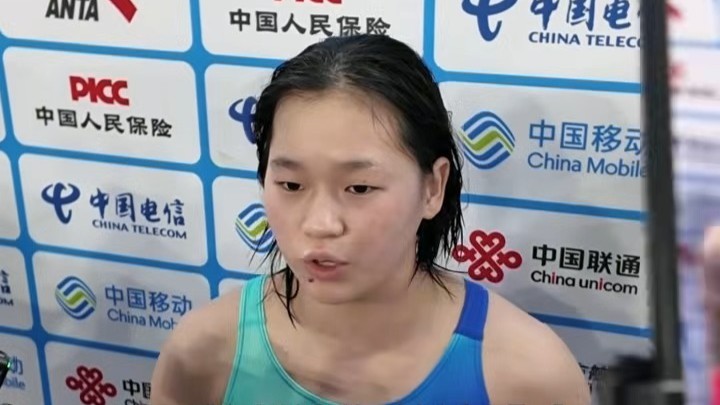 粉丝赶来看比赛，全红婵：我现在很开心，请大家多关注跳水