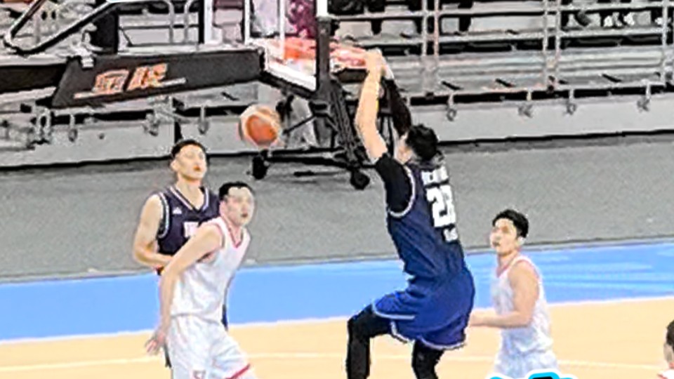 广东男篮全运第二战 沈梓捷连续两个暴扣你打几分？