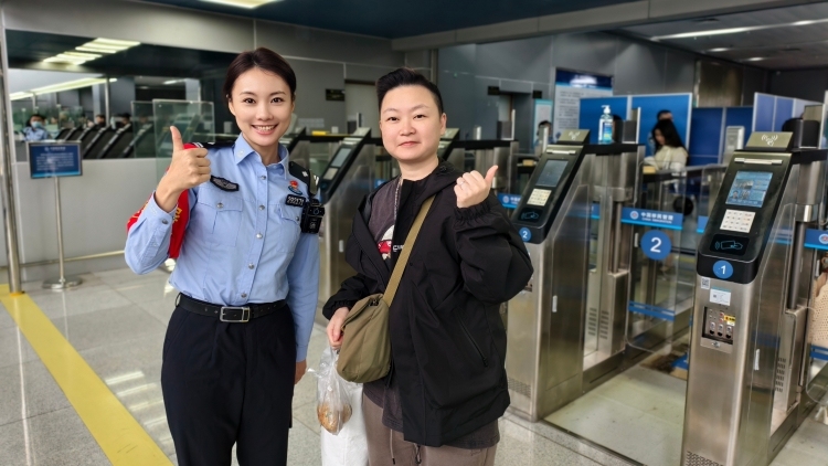 秒速通行！广州各口岸迎来首批“刷脸”通关旅客