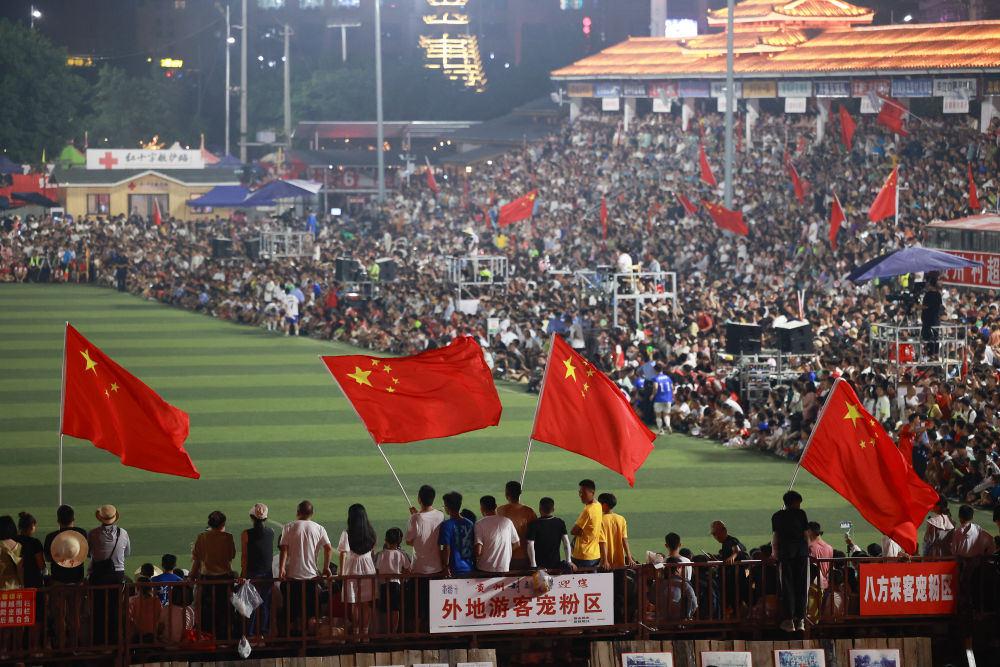 2023年7月29日拍摄的贵州榕江（三宝侗寨）和美乡村足球超级联赛年度总决赛现场。新华社记者 刘续 摄