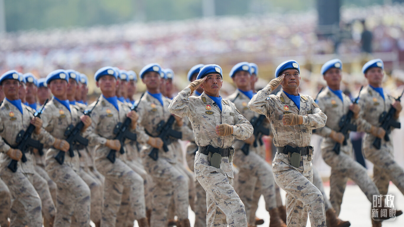 △维和部队方队。（总台记者李晋拍摄）
