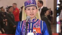 代表通道丨马秀英:迷彩绿、消防橙、警察蓝、志愿红绘就了抗震救灾的最美色彩 代表通道丨马秀英:迷彩绿、消防橙、警察蓝、志愿红绘就了抗震救灾的最美色彩