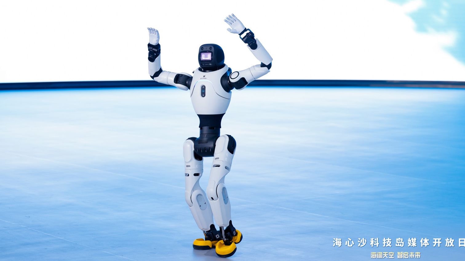 元旦去看机器人踢足球！海心沙科技岛·未来岛即将开放