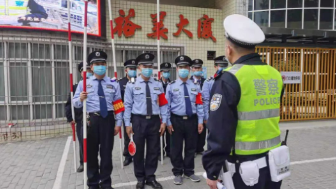 【汕头】他写信给“厅长信箱” ，实名点赞“汕头公安交通护畅队”