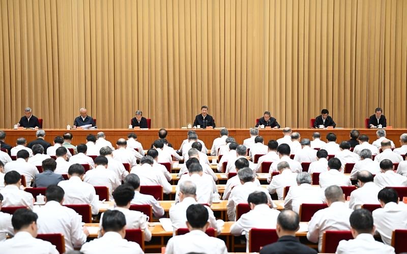 △2025年7月14日至15日，中央城市工作会议在北京举行。习近平总书记出席会议并发表重要讲话。