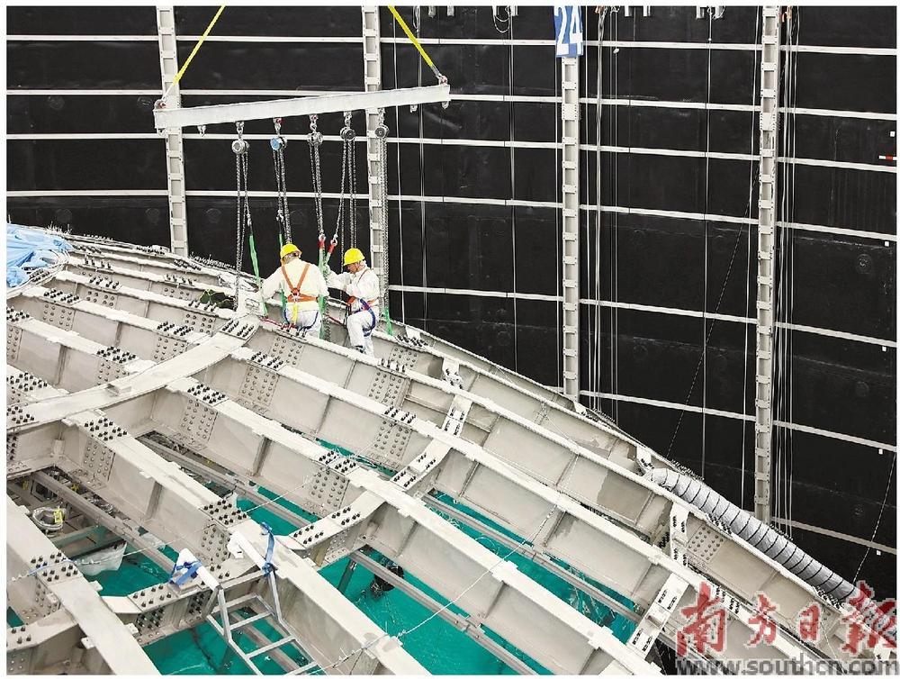 国际合作组设备在江门中微子实验室完成安装