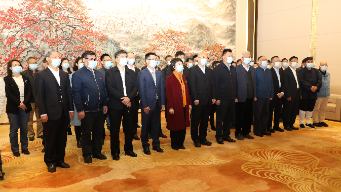 37名新任住粤全国政协委员今日集中启程赴京