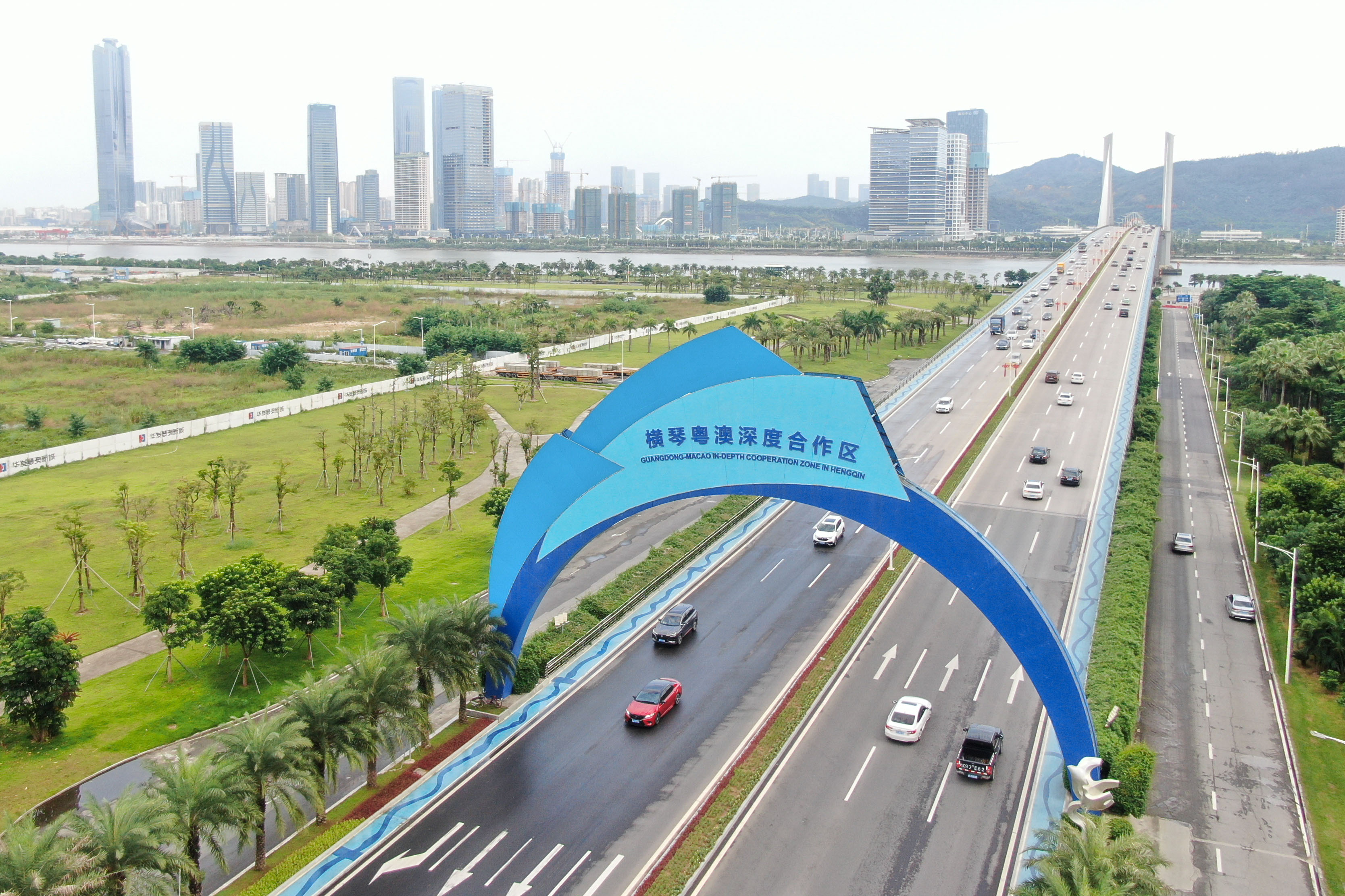 Guangdong and Macao to achieve greater success in high-level cooperation