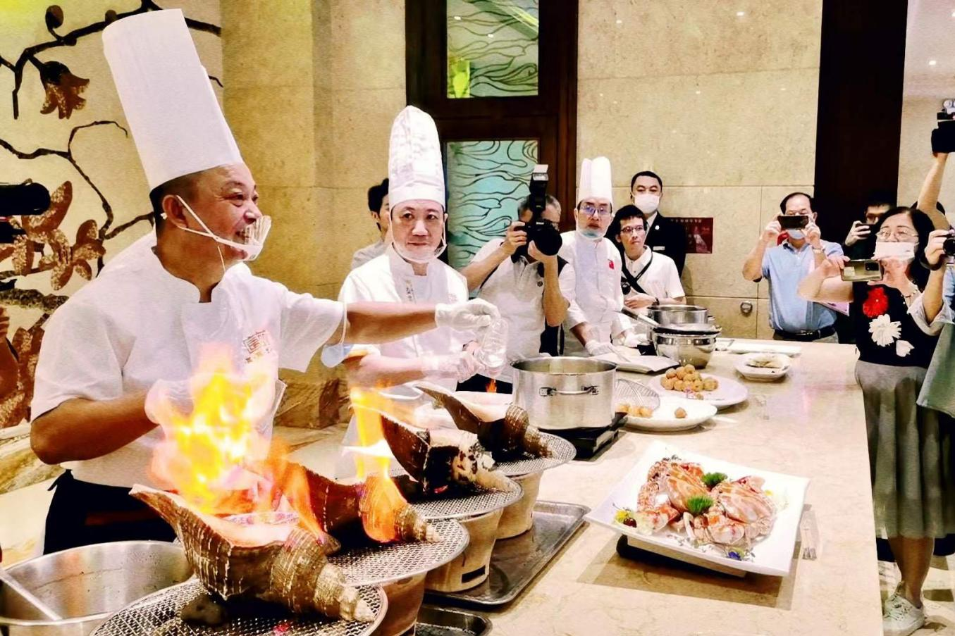 Discover the flavors of Shantou from the Imperial Springs